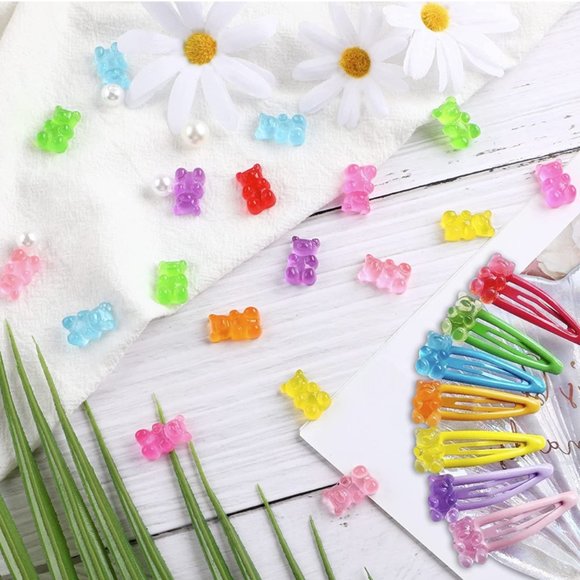 ⚡ Holiday Deal! Gummy Bear Nail Charms (100+ Pcs) - Picture 4 of 5